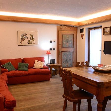 Ai Piedi Della Marmolada Apartman Canazei Kültér fotó